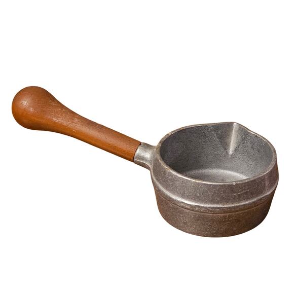 Vintage 1972 York Metalcrafters Pewter Butter Sauce Pan 7009 Por Spout  (gg242) - Picture 1 of 6